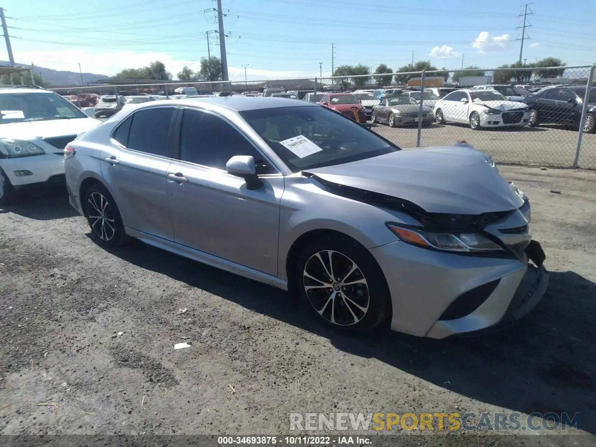 1 Photograph of a damaged car 4T1B11HK1KU205061 TOYOTA CAMRY 2019