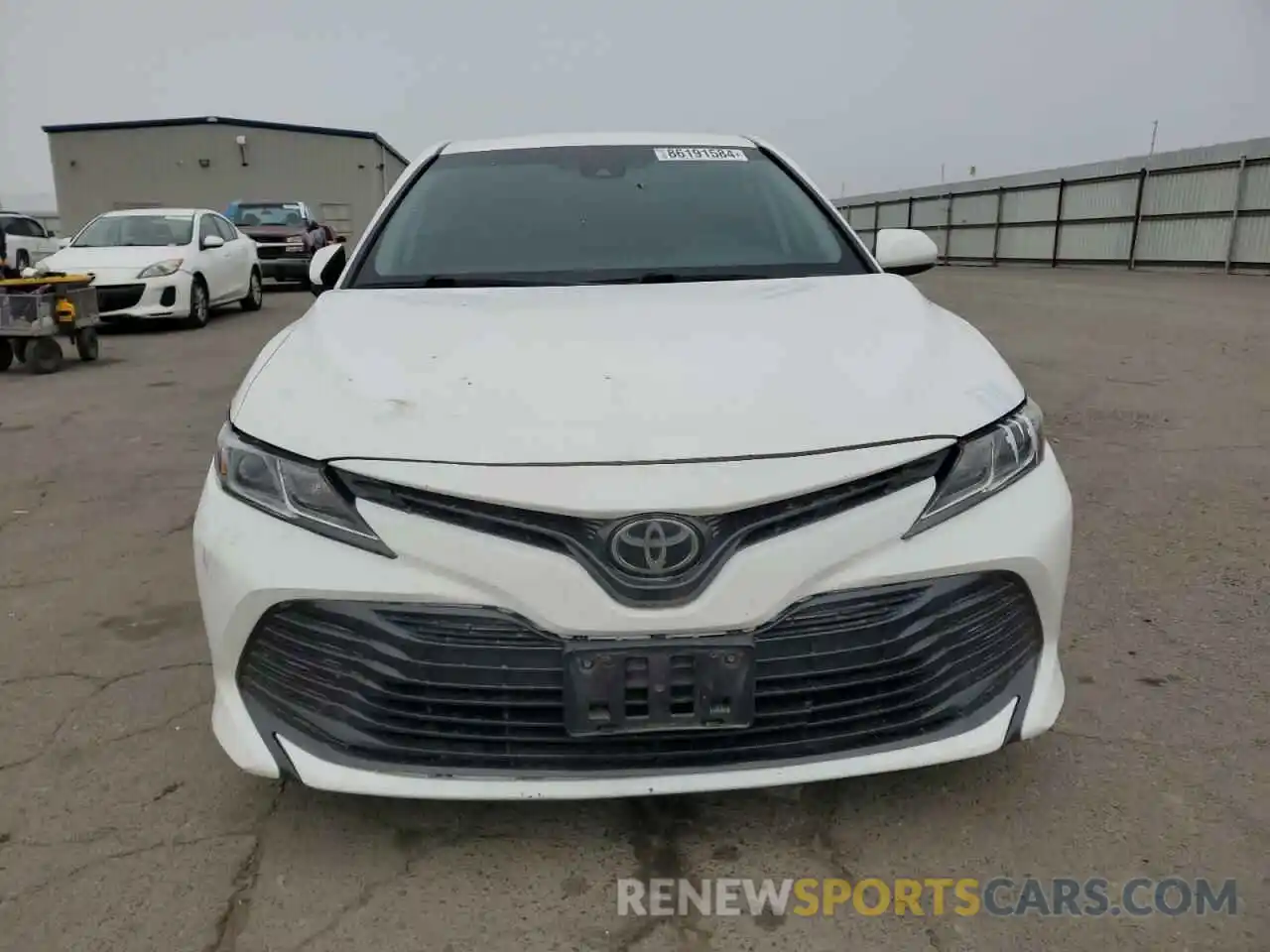 5 Photograph of a damaged car 4T1B11HK1KU205318 TOYOTA CAMRY 2019