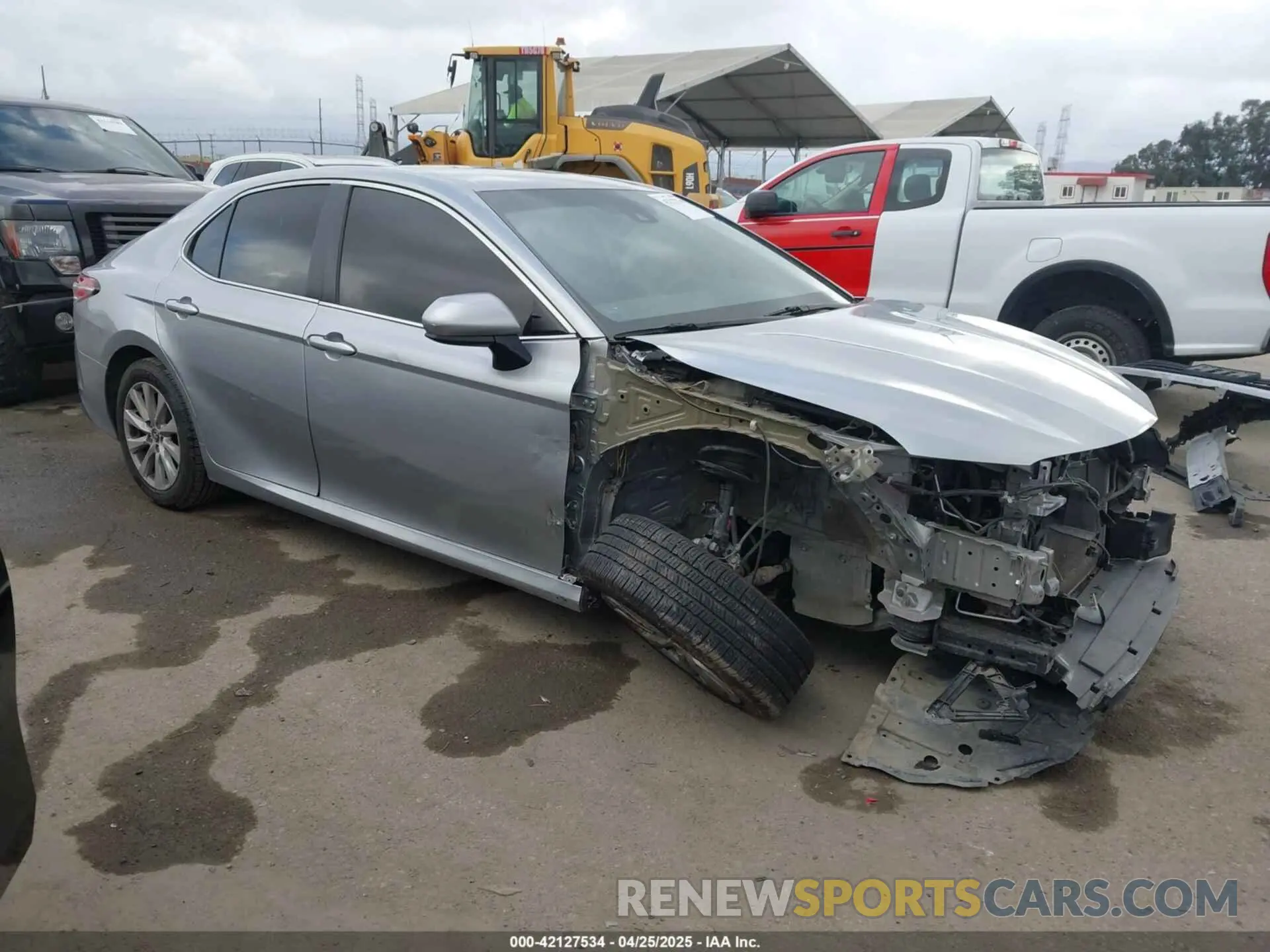 1 Photograph of a damaged car 4T1B11HK1KU205545 TOYOTA CAMRY 2019