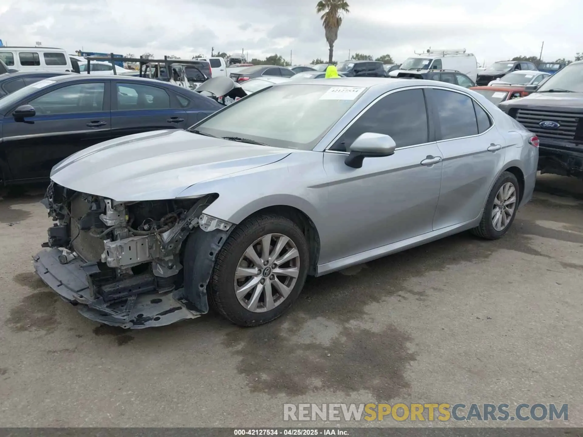 2 Photograph of a damaged car 4T1B11HK1KU205545 TOYOTA CAMRY 2019