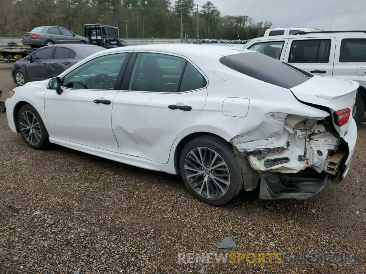 2 Photograph of a damaged car 4T1B11HK1KU205593 TOYOTA CAMRY 2019