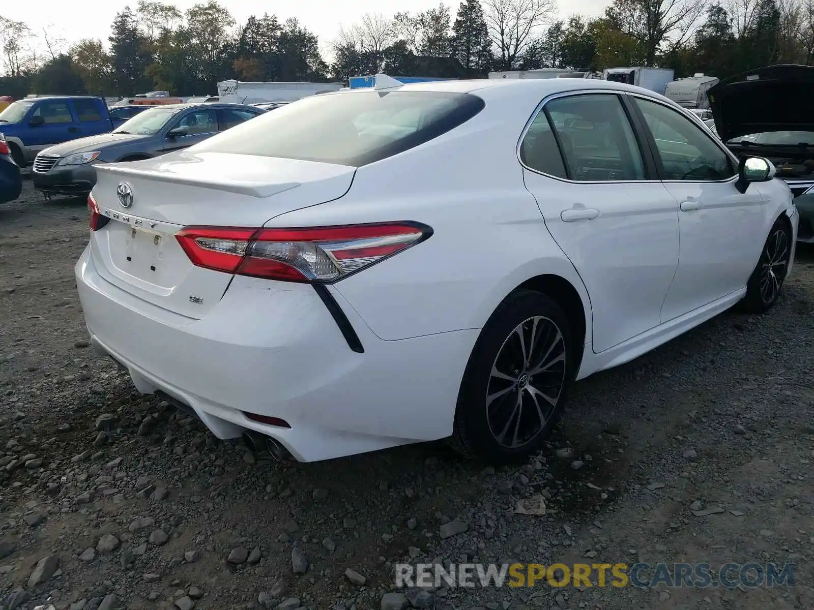 4 Photograph of a damaged car 4T1B11HK1KU206212 TOYOTA CAMRY 2019