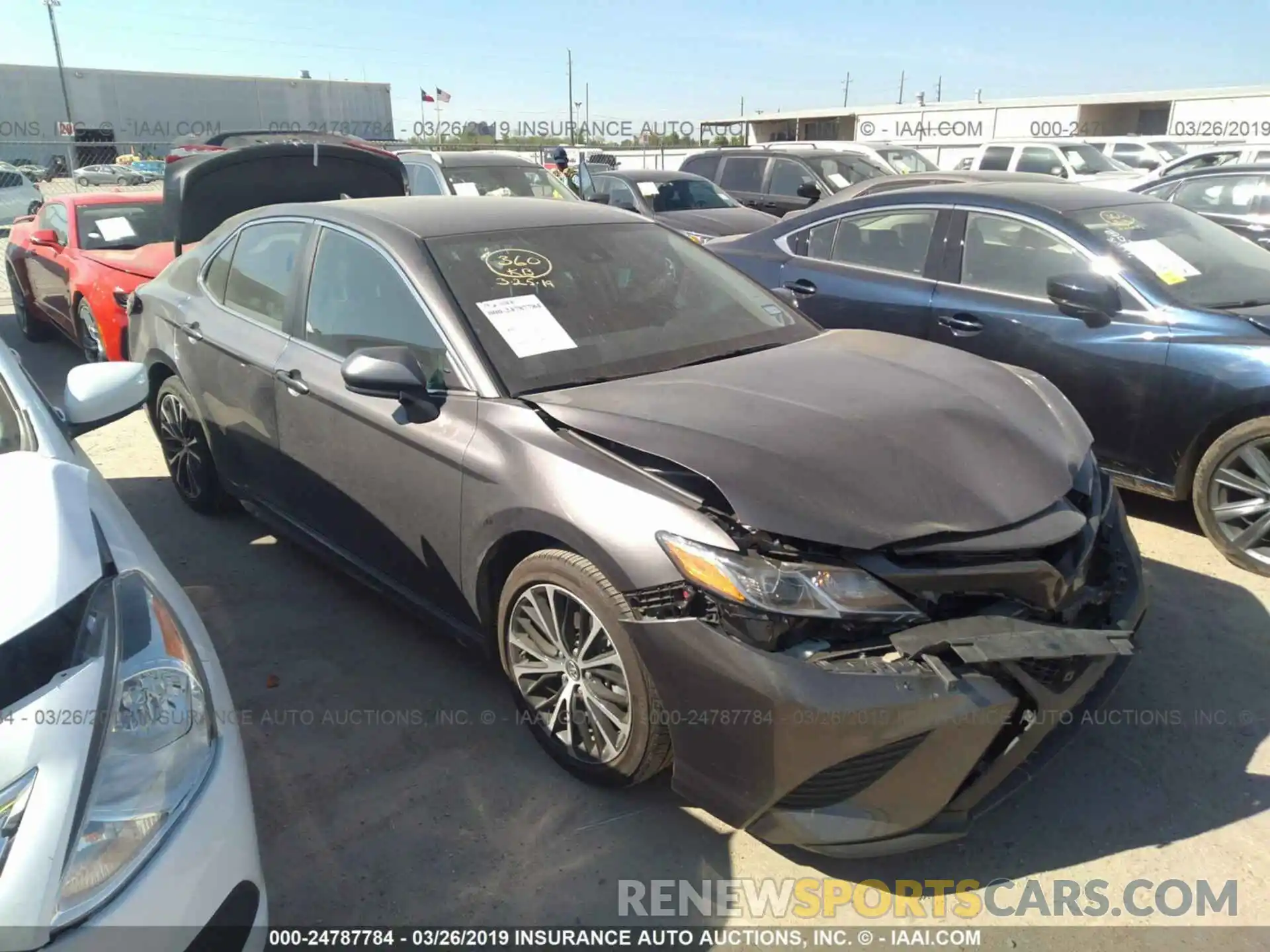 1 Photograph of a damaged car 4T1B11HK1KU206792 TOYOTA CAMRY 2019