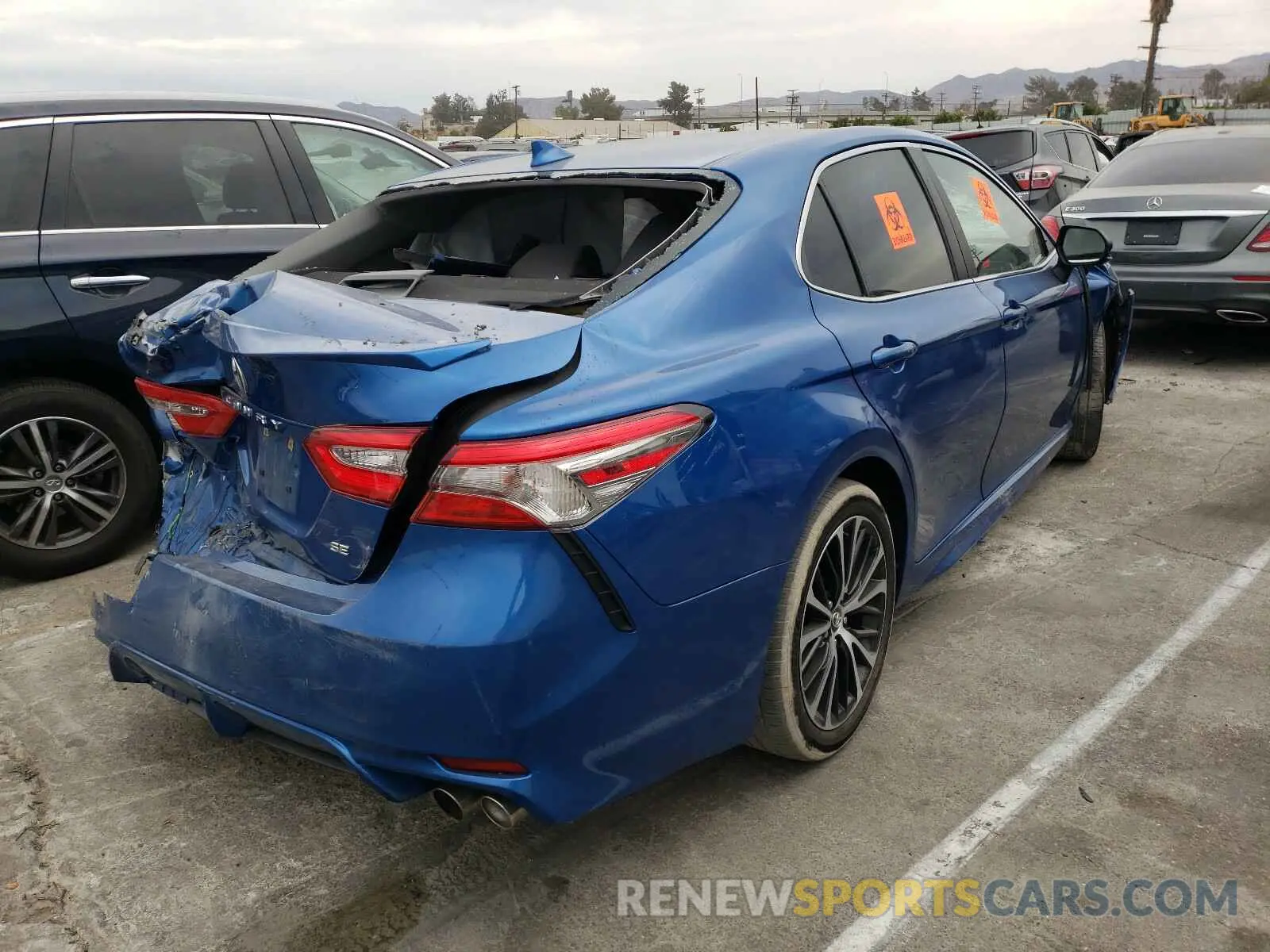4 Photograph of a damaged car 4T1B11HK1KU209143 TOYOTA CAMRY 2019