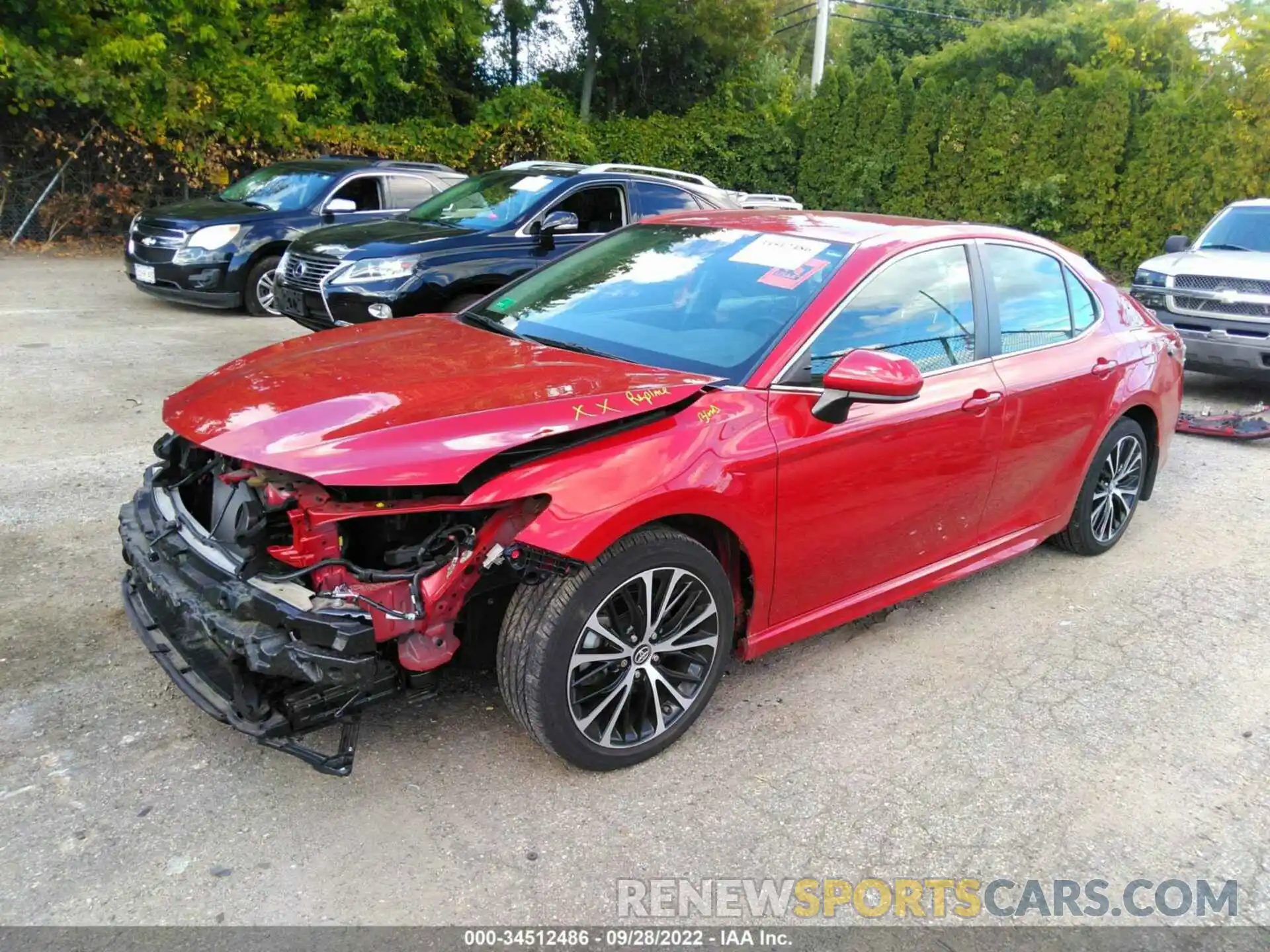 2 Photograph of a damaged car 4T1B11HK1KU213211 TOYOTA CAMRY 2019