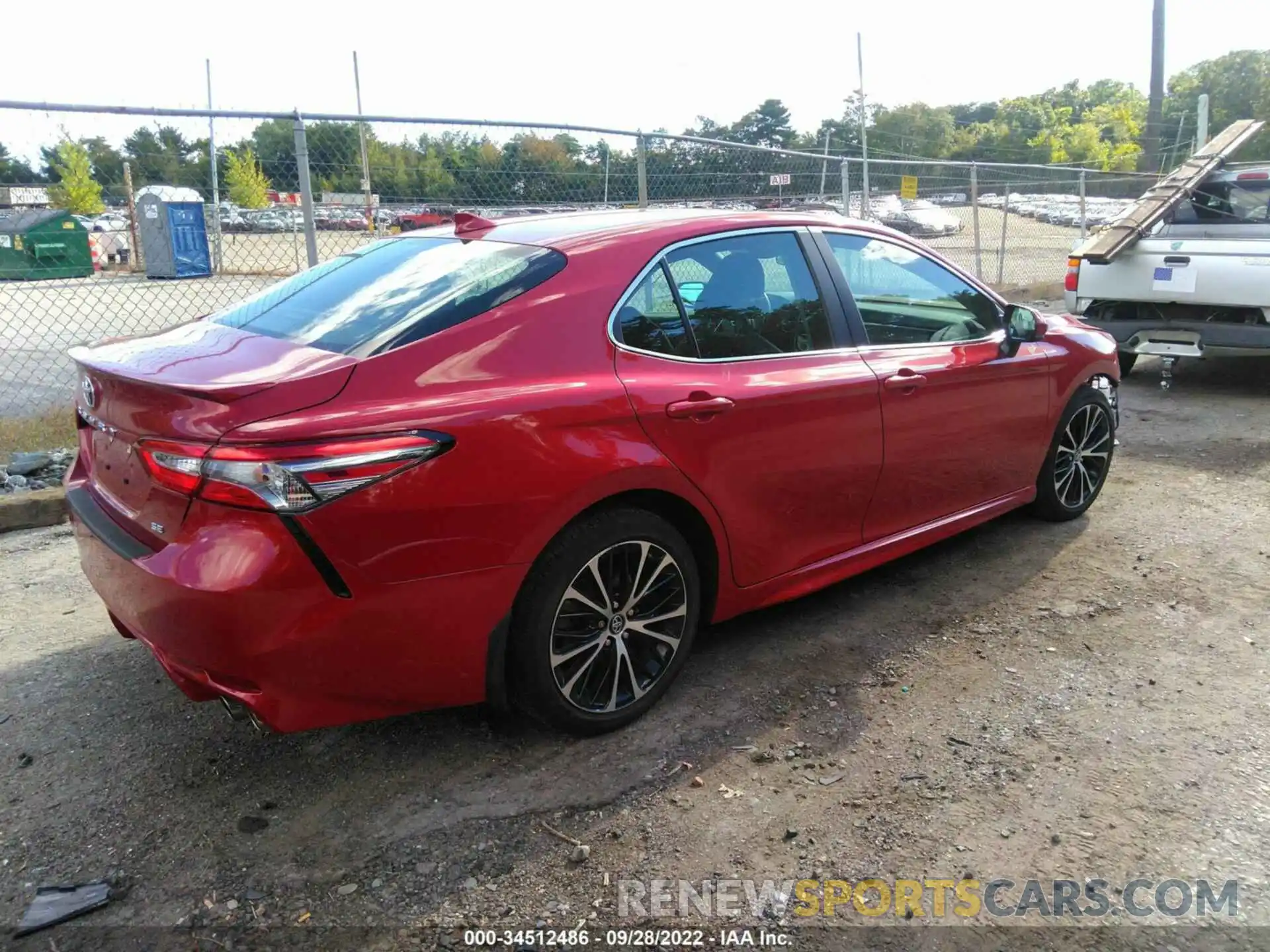 4 Photograph of a damaged car 4T1B11HK1KU213211 TOYOTA CAMRY 2019