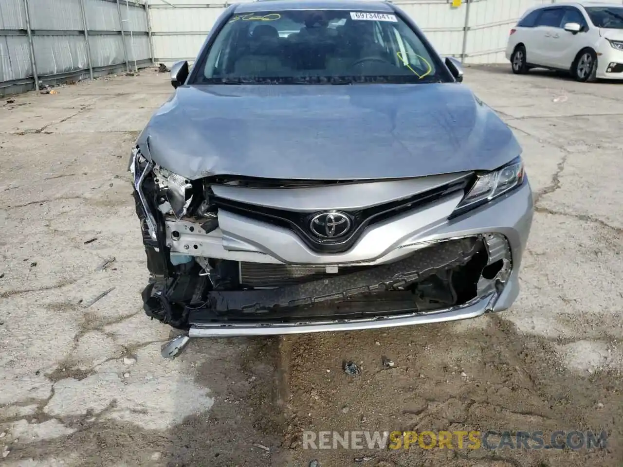 9 Photograph of a damaged car 4T1B11HK1KU214682 TOYOTA CAMRY 2019