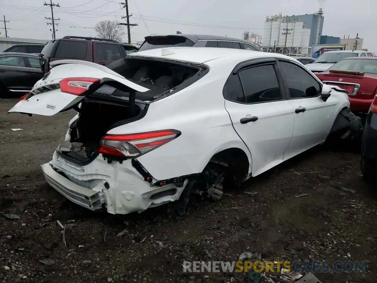 3 Photograph of a damaged car 4T1B11HK1KU215900 TOYOTA CAMRY 2019