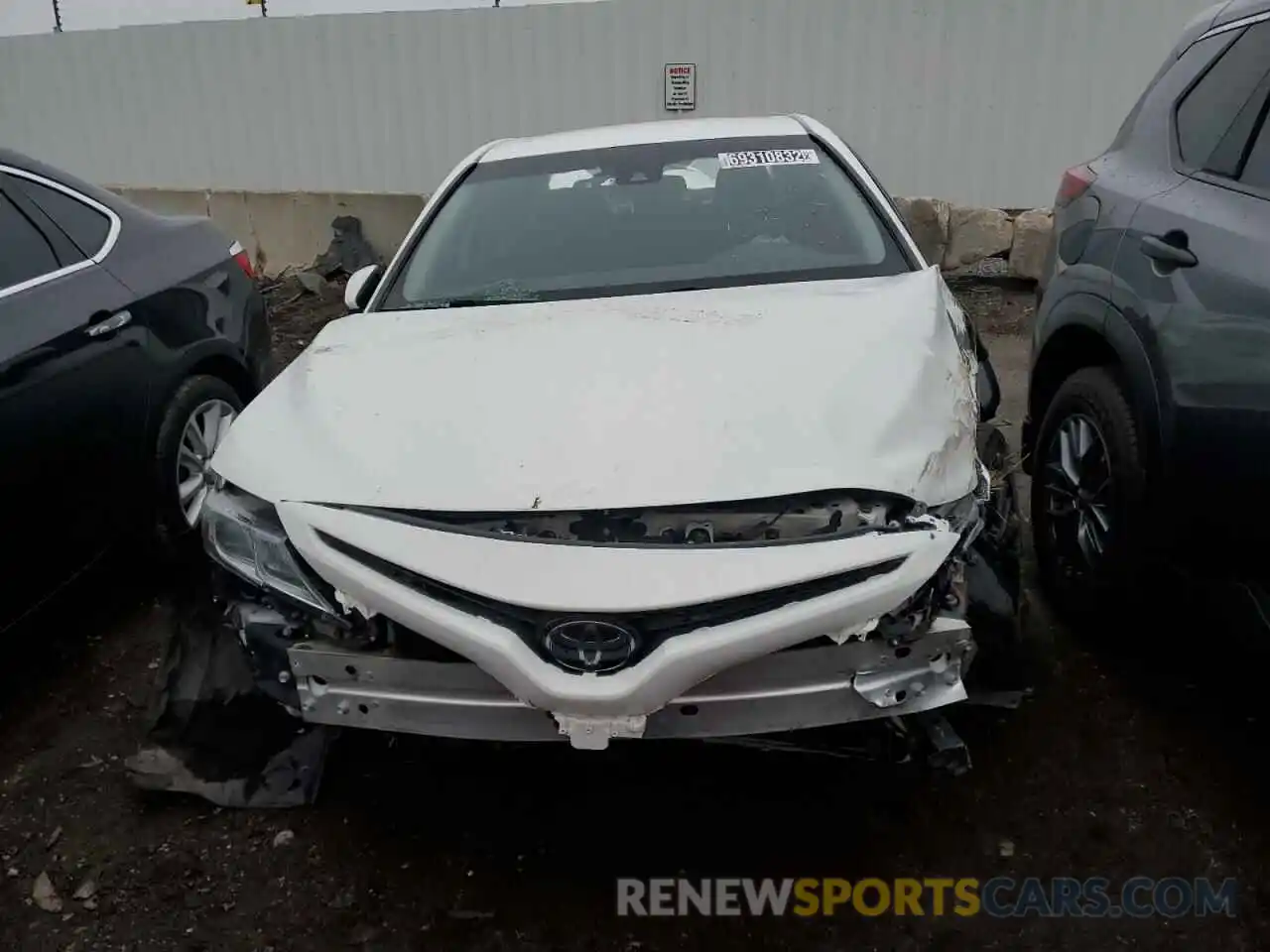 5 Photograph of a damaged car 4T1B11HK1KU215900 TOYOTA CAMRY 2019