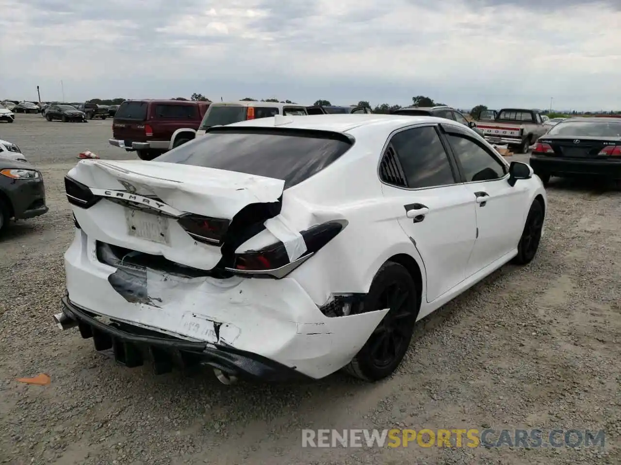 4 Photograph of a damaged car 4T1B11HK1KU216383 TOYOTA CAMRY 2019