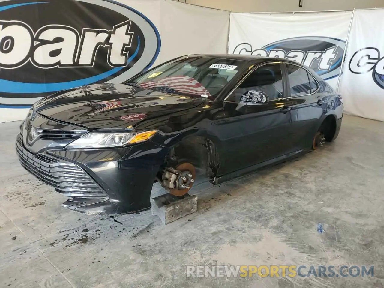 1 Photograph of a damaged car 4T1B11HK1KU219123 TOYOTA CAMRY 2019