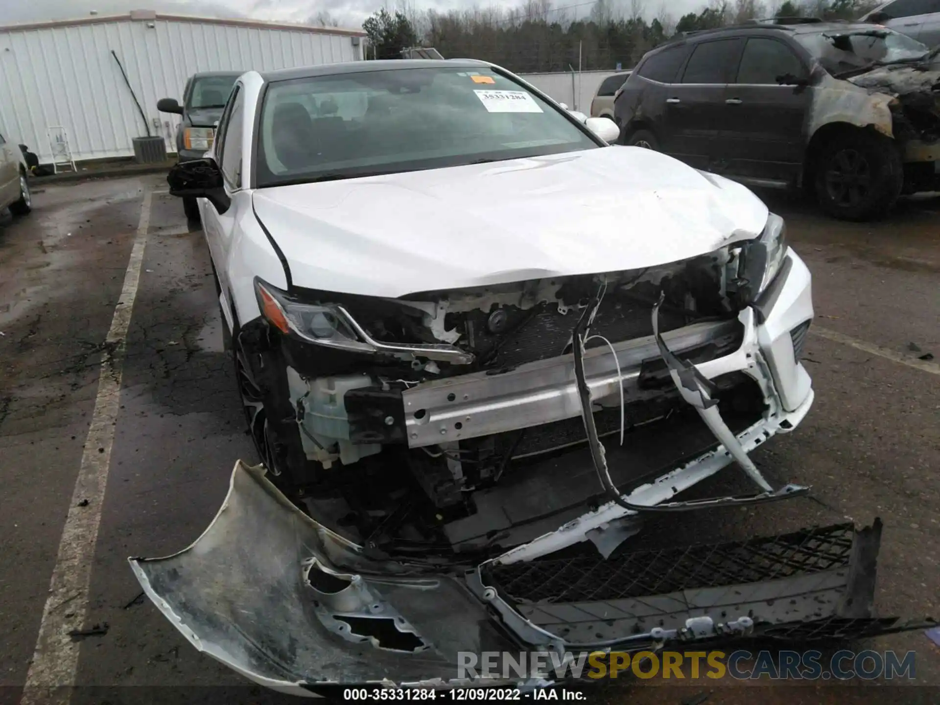 6 Photograph of a damaged car 4T1B11HK1KU219915 TOYOTA CAMRY 2019