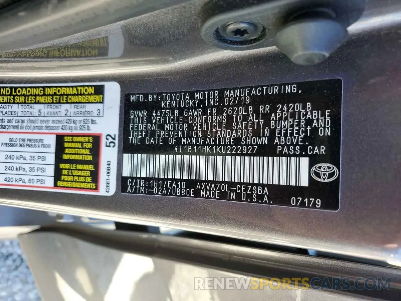 13 Photograph of a damaged car 4T1B11HK1KU222927 TOYOTA CAMRY 2019