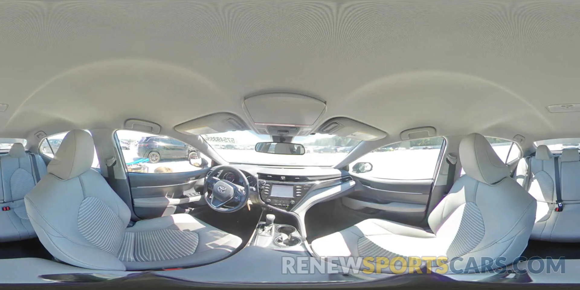 15 Photograph of a damaged car 4T1B11HK1KU222927 TOYOTA CAMRY 2019