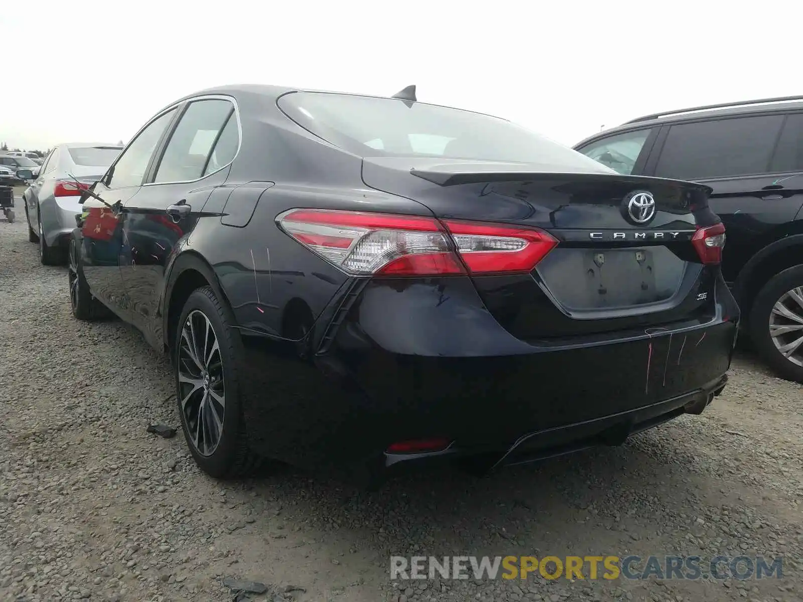 3 Photograph of a damaged car 4T1B11HK1KU224015 TOYOTA CAMRY 2019