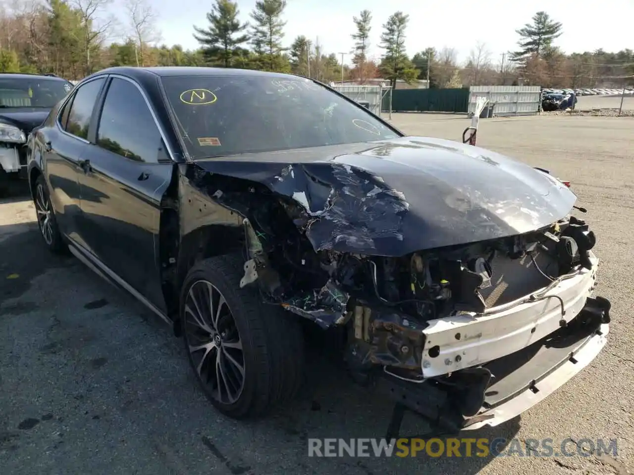 1 Photograph of a damaged car 4T1B11HK1KU224824 TOYOTA CAMRY 2019