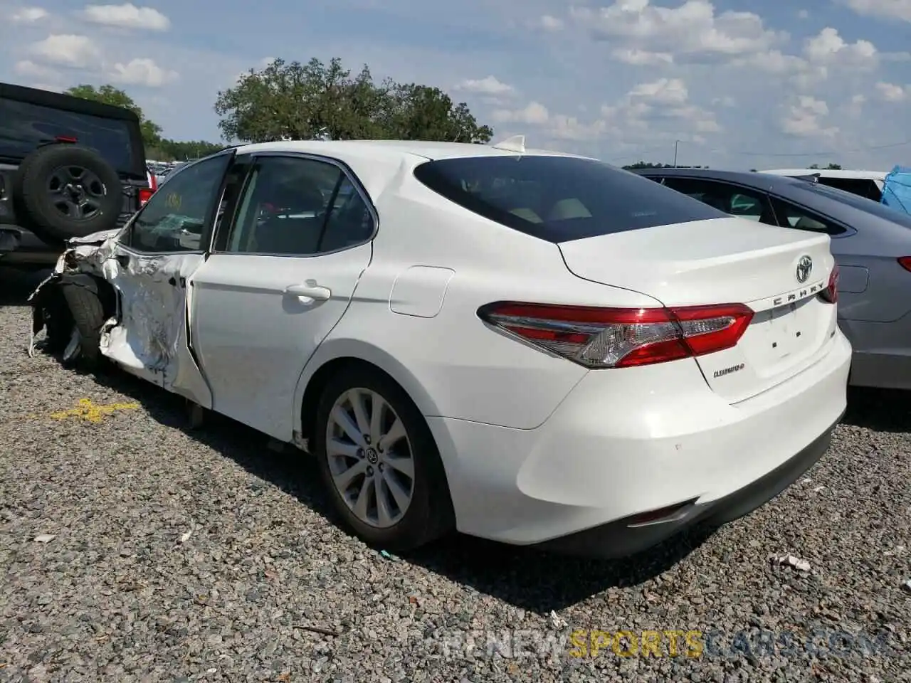 2 Photograph of a damaged car 4T1B11HK1KU224953 TOYOTA CAMRY 2019