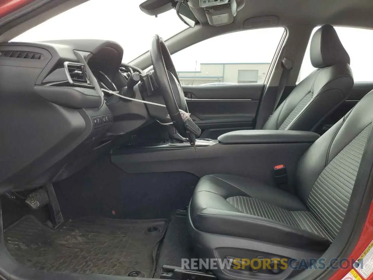 7 Photograph of a damaged car 4T1B11HK1KU225553 TOYOTA CAMRY 2019