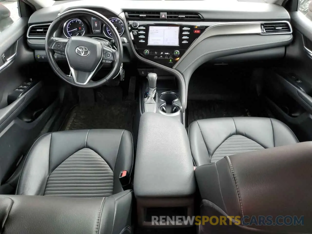 8 Photograph of a damaged car 4T1B11HK1KU225553 TOYOTA CAMRY 2019