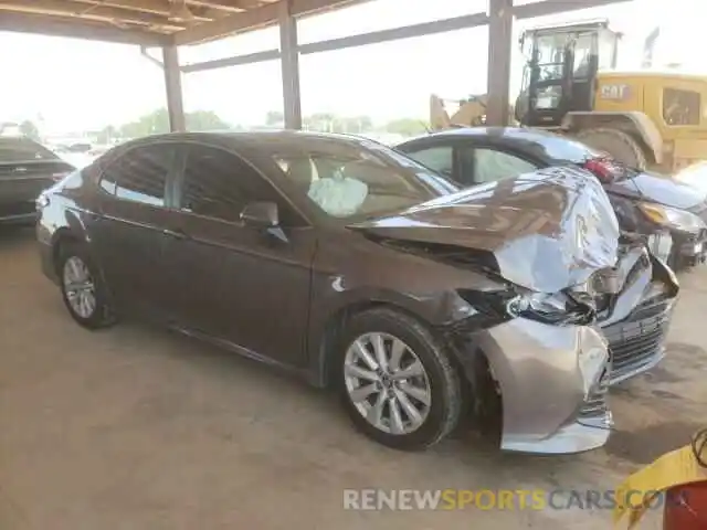 1 Photograph of a damaged car 4T1B11HK1KU226136 TOYOTA CAMRY 2019