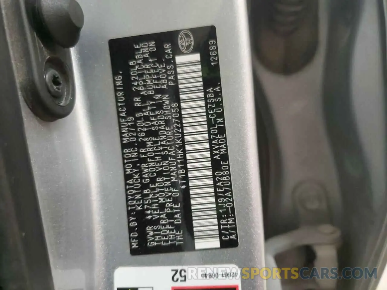 12 Photograph of a damaged car 4T1B11HK1KU227058 TOYOTA CAMRY 2019