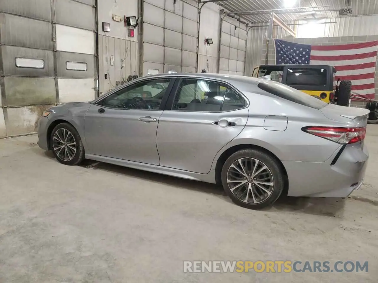 2 Photograph of a damaged car 4T1B11HK1KU227058 TOYOTA CAMRY 2019