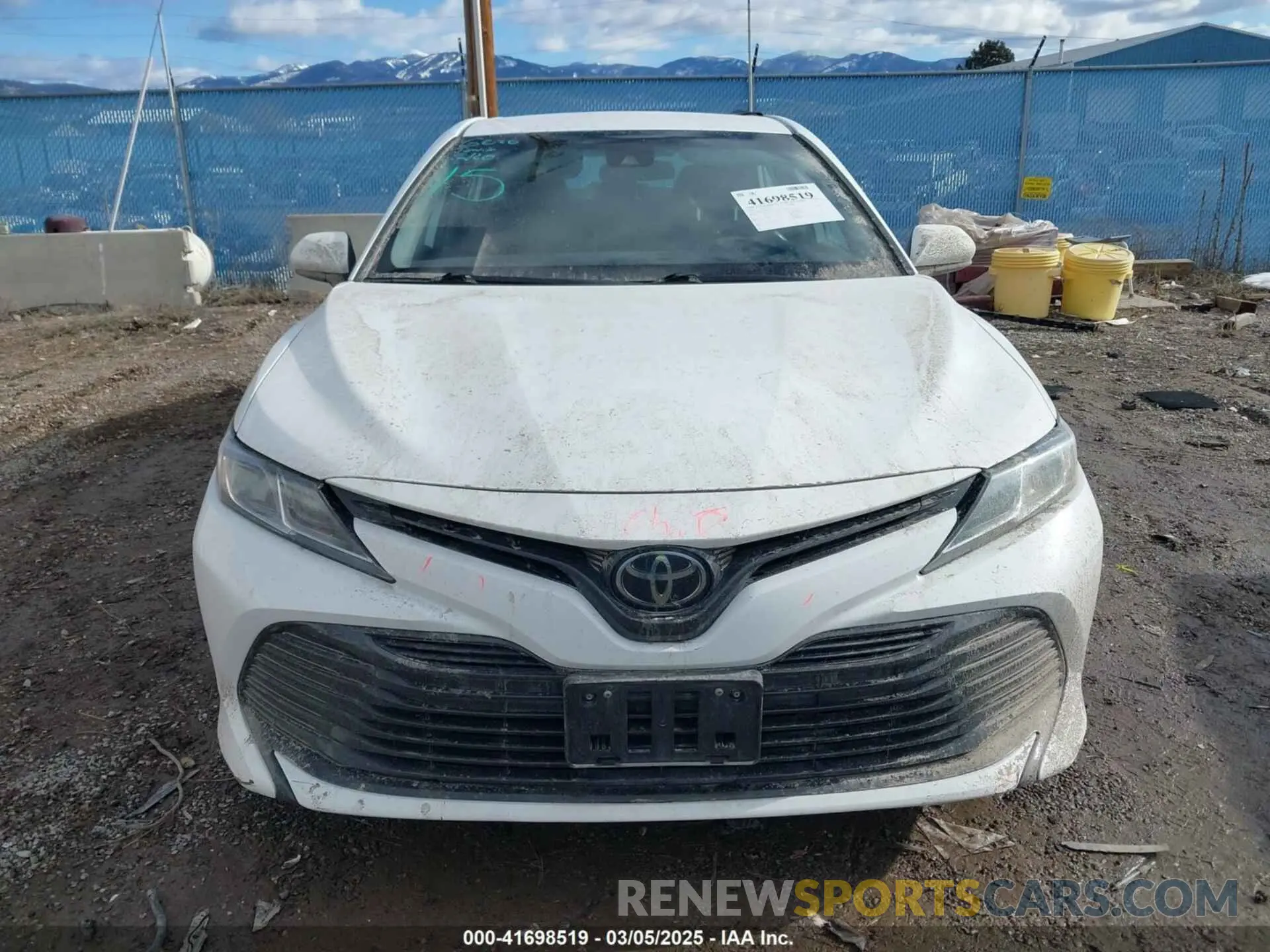 12 Photograph of a damaged car 4T1B11HK1KU229179 TOYOTA CAMRY 2019