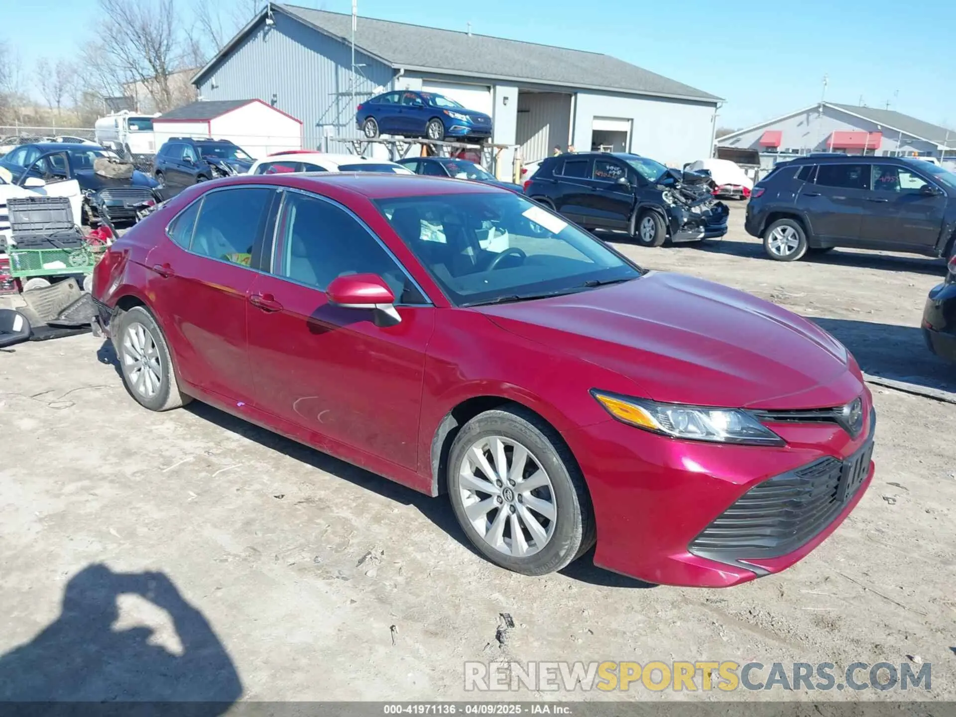 1 Photograph of a damaged car 4T1B11HK1KU233345 TOYOTA CAMRY 2019