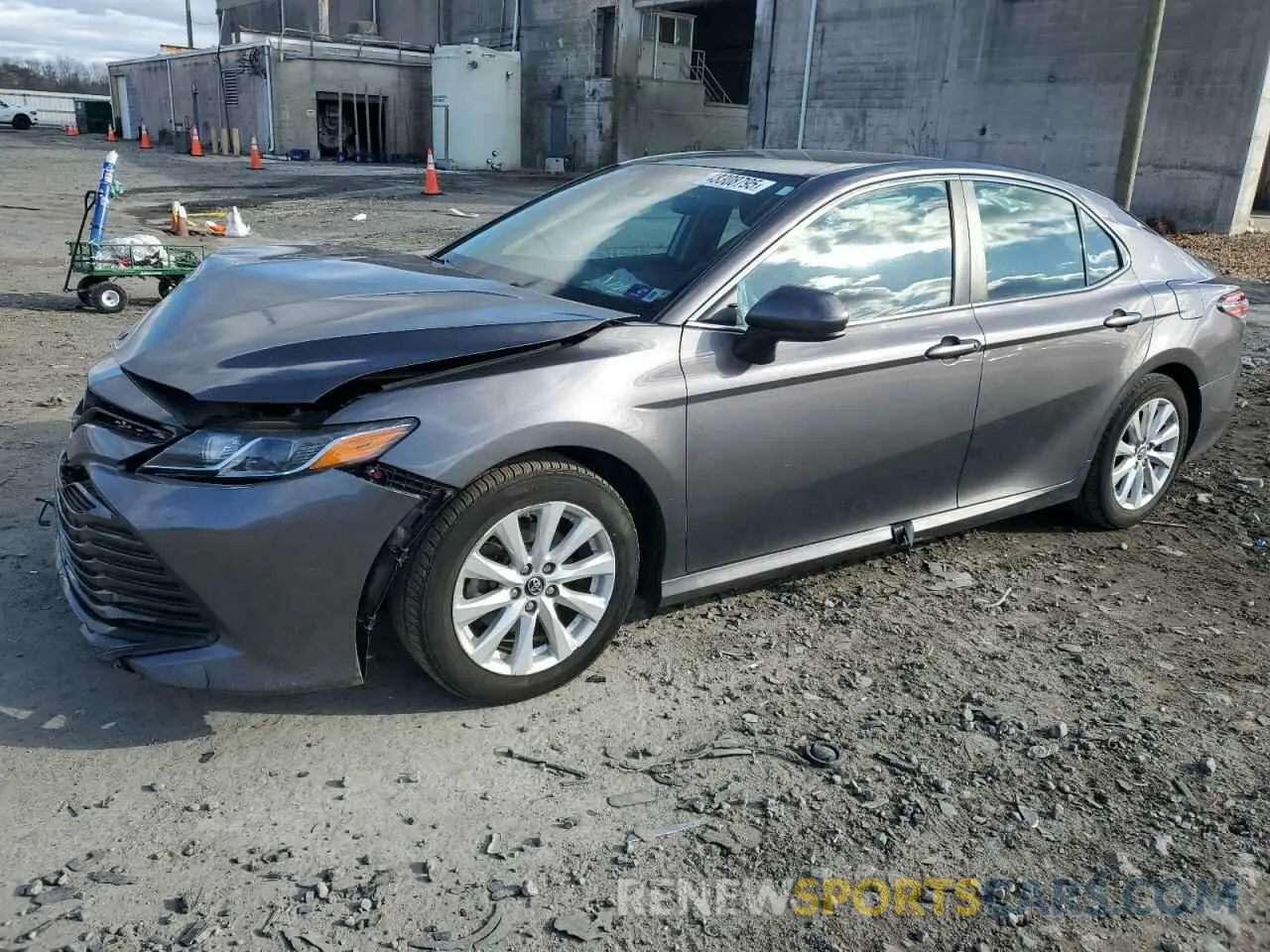 1 Photograph of a damaged car 4T1B11HK1KU233510 TOYOTA CAMRY 2019