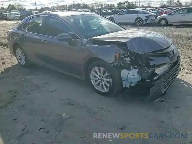 10 Photograph of a damaged car 4T1B11HK1KU233510 TOYOTA CAMRY 2019