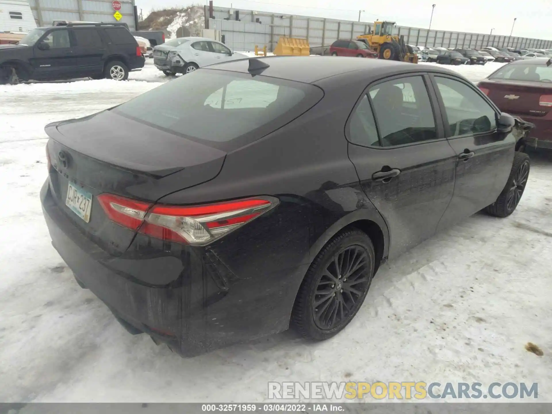 4 Photograph of a damaged car 4T1B11HK1KU234043 TOYOTA CAMRY 2019