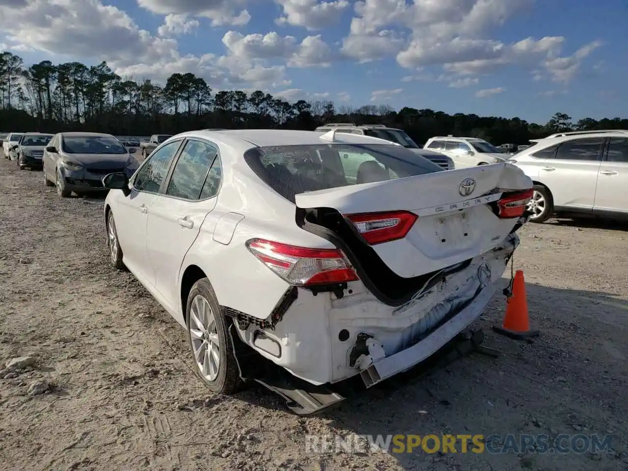 3 Photograph of a damaged car 4T1B11HK1KU239260 TOYOTA CAMRY 2019