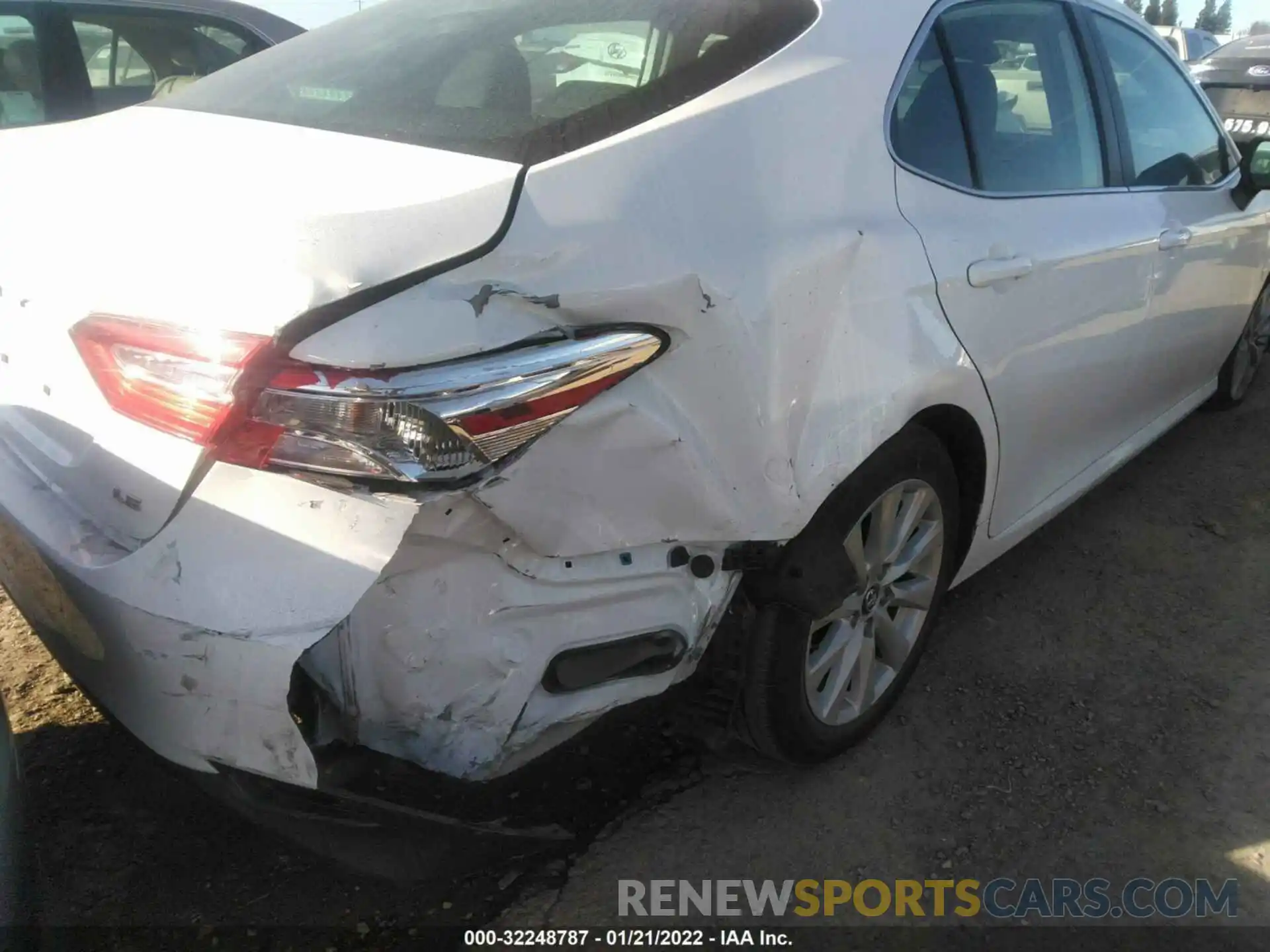 6 Photograph of a damaged car 4T1B11HK1KU239419 TOYOTA CAMRY 2019