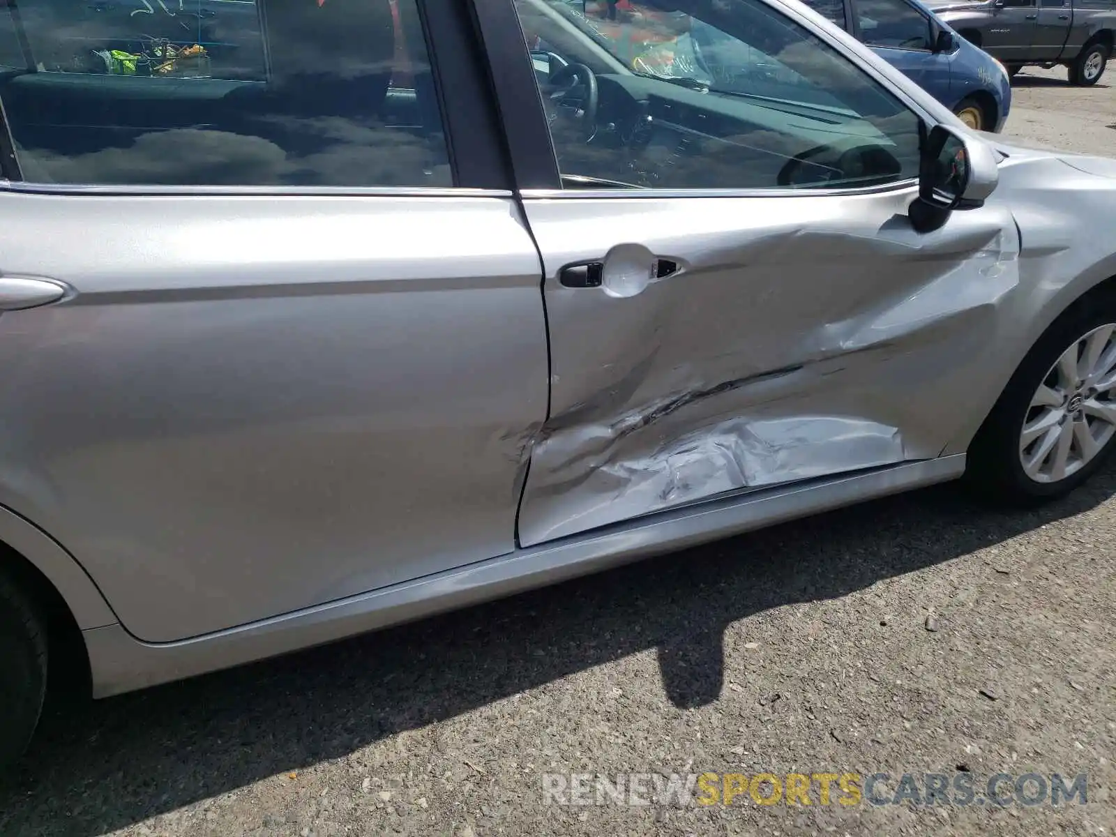 9 Photograph of a damaged car 4T1B11HK1KU240666 TOYOTA CAMRY 2019