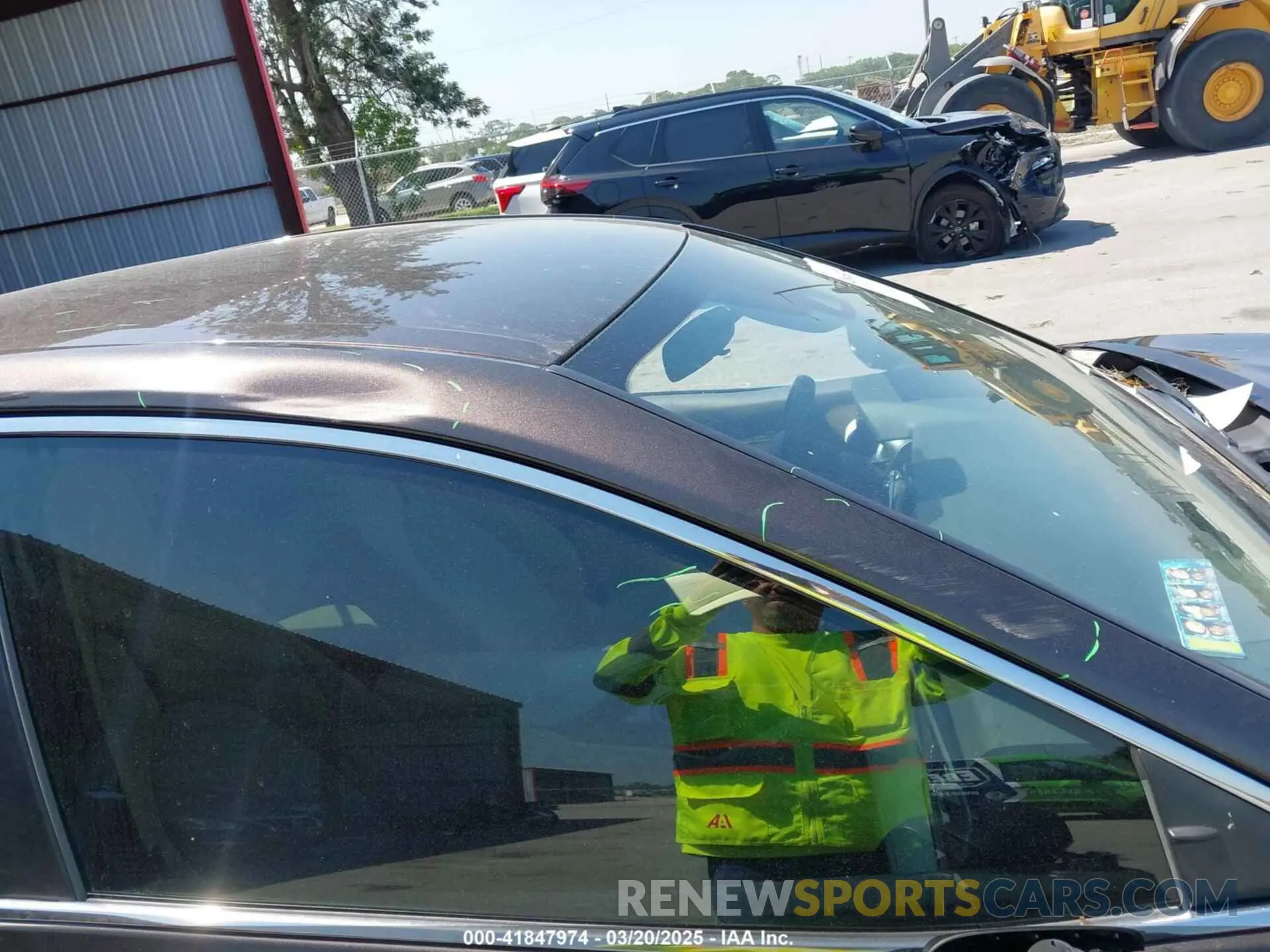 19 Photograph of a damaged car 4T1B11HK1KU240845 TOYOTA CAMRY 2019