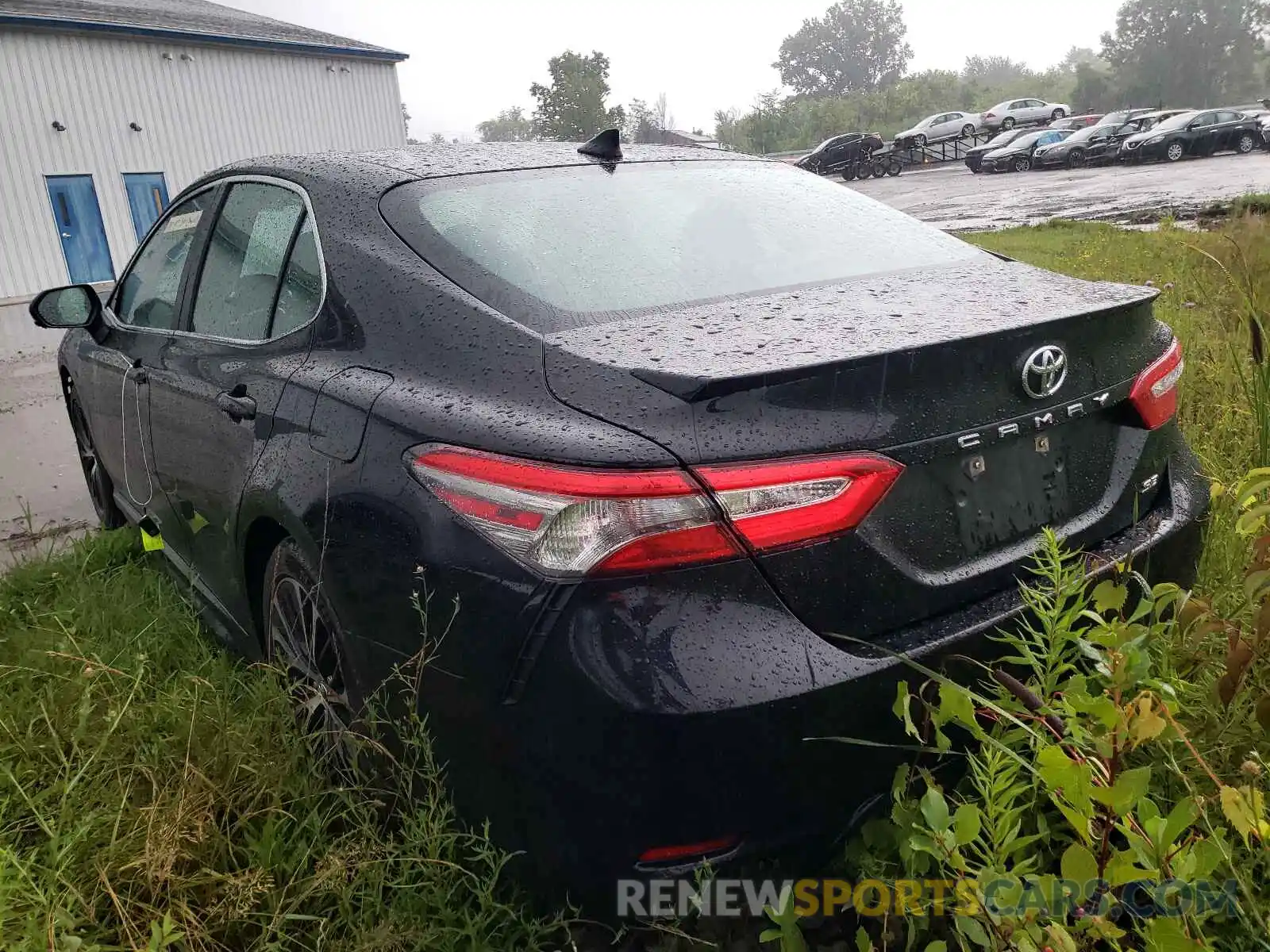 3 Photograph of a damaged car 4T1B11HK1KU245608 TOYOTA CAMRY 2019