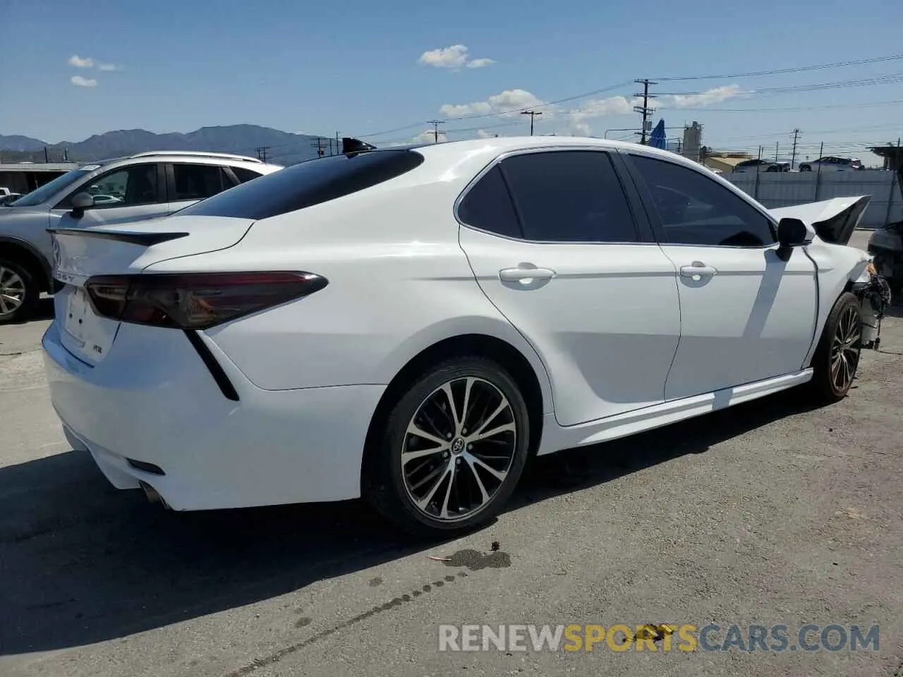 3 Photograph of a damaged car 4T1B11HK1KU247276 TOYOTA CAMRY 2019