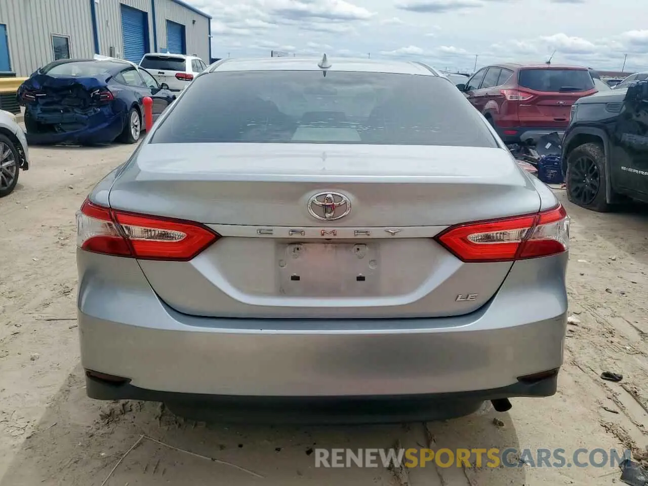 6 Photograph of a damaged car 4T1B11HK1KU250632 TOYOTA CAMRY 2019