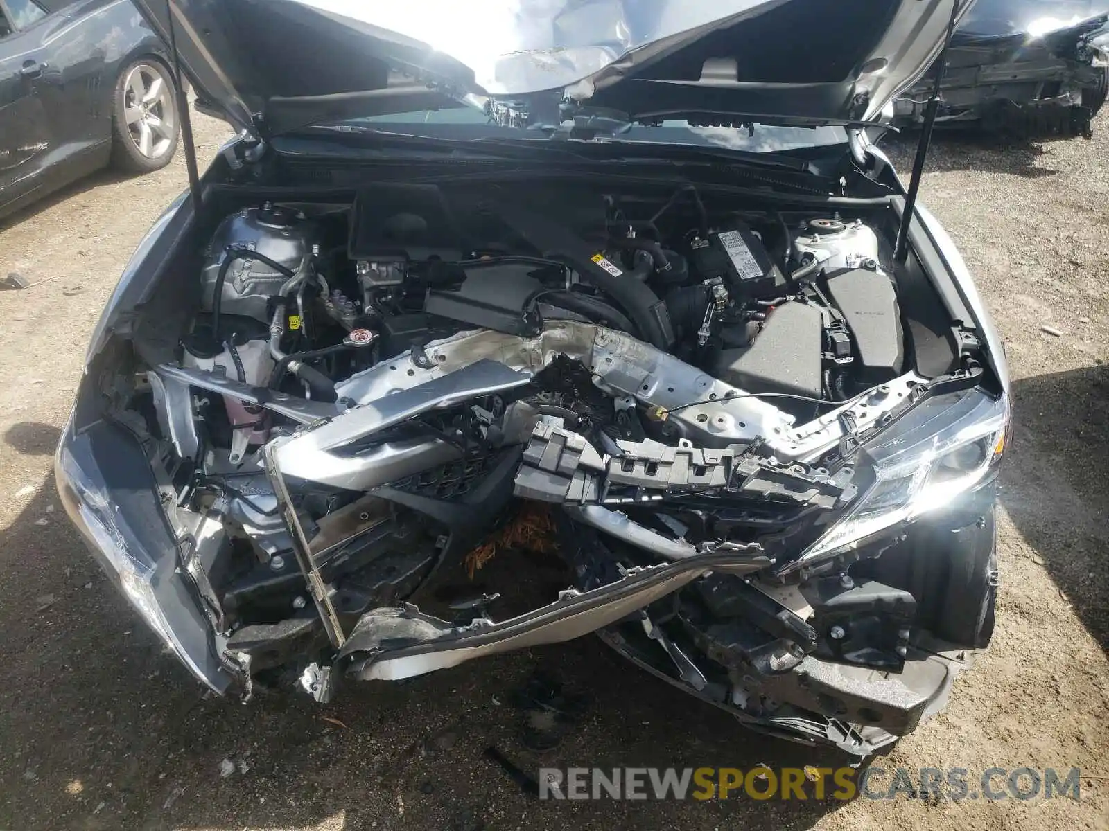 9 Photograph of a damaged car 4T1B11HK1KU251053 TOYOTA CAMRY 2019