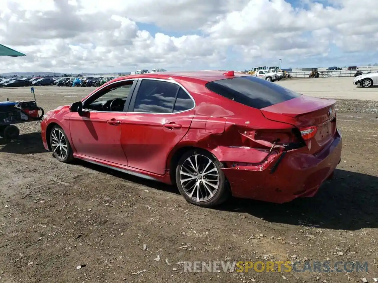 2 Photograph of a damaged car 4T1B11HK1KU252400 TOYOTA CAMRY 2019