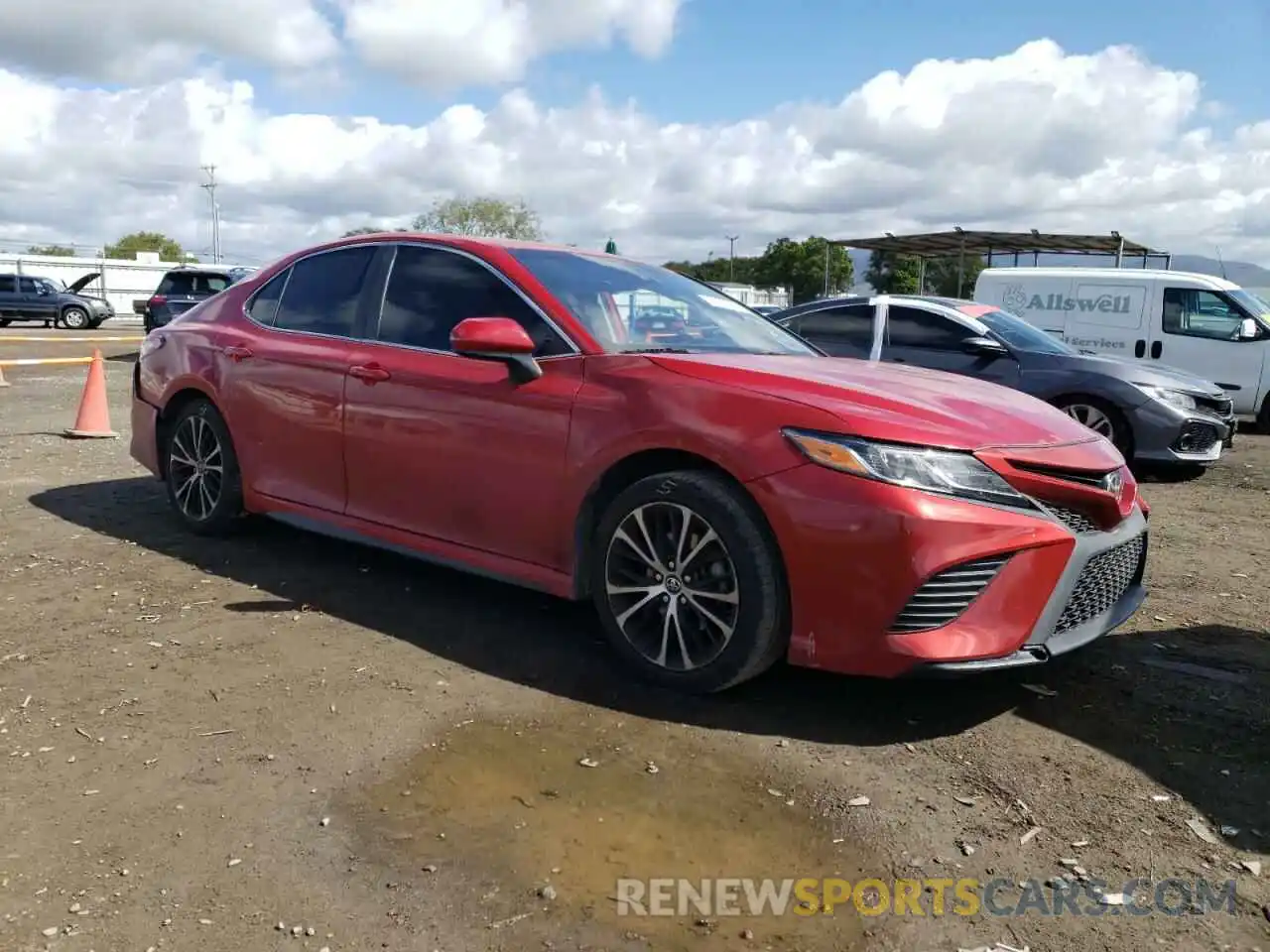 4 Photograph of a damaged car 4T1B11HK1KU252400 TOYOTA CAMRY 2019