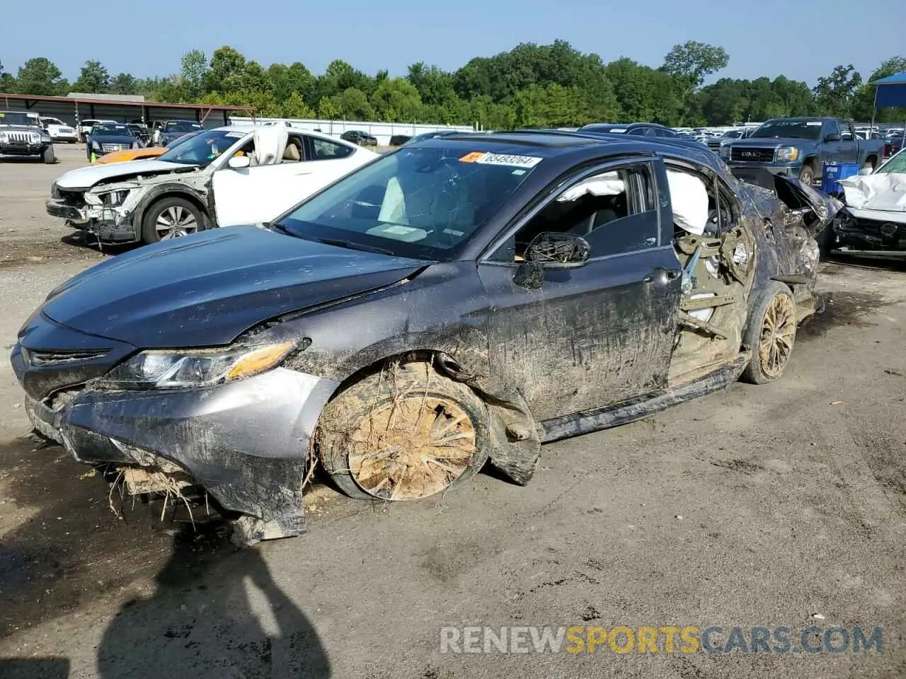 1 Photograph of a damaged car 4T1B11HK1KU254177 TOYOTA CAMRY 2019