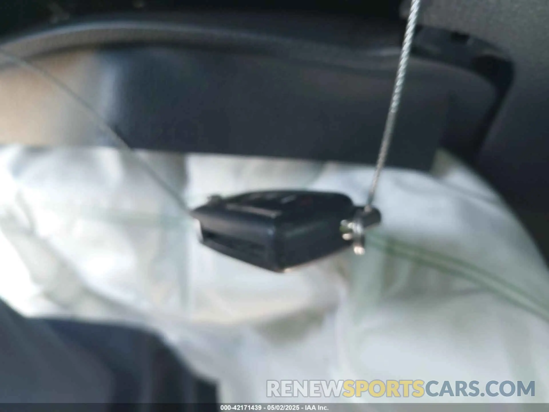 11 Photograph of a damaged car 4T1B11HK1KU263445 TOYOTA CAMRY 2019