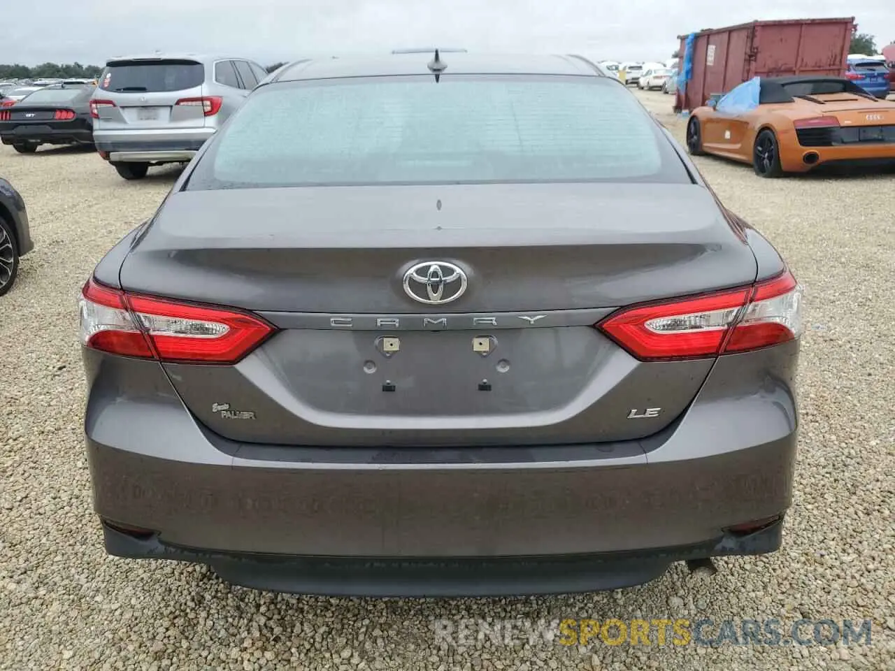 6 Photograph of a damaged car 4T1B11HK1KU268208 TOYOTA CAMRY 2019