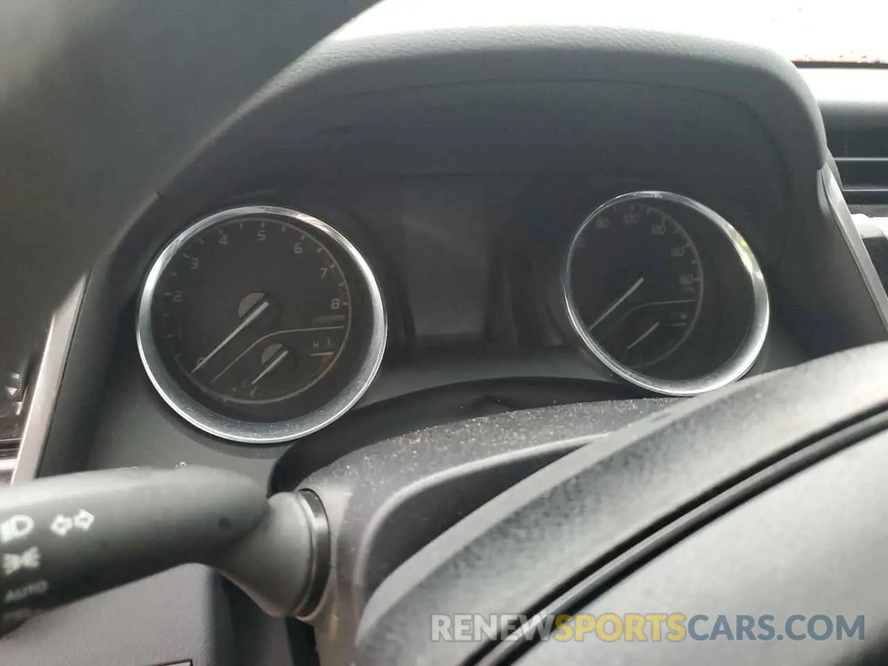 9 Photograph of a damaged car 4T1B11HK1KU268208 TOYOTA CAMRY 2019