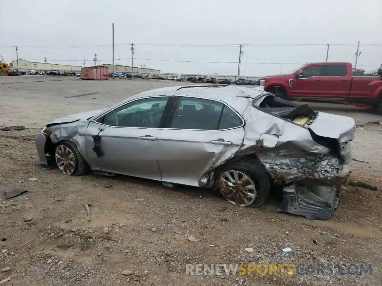 2 Photograph of a damaged car 4T1B11HK1KU269097 TOYOTA CAMRY 2019