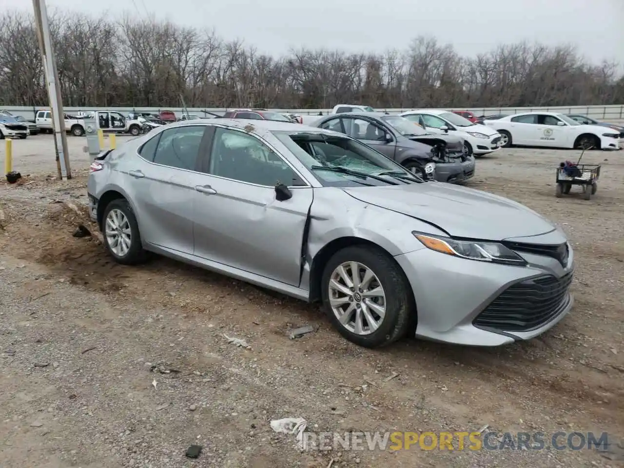 4 Photograph of a damaged car 4T1B11HK1KU269097 TOYOTA CAMRY 2019