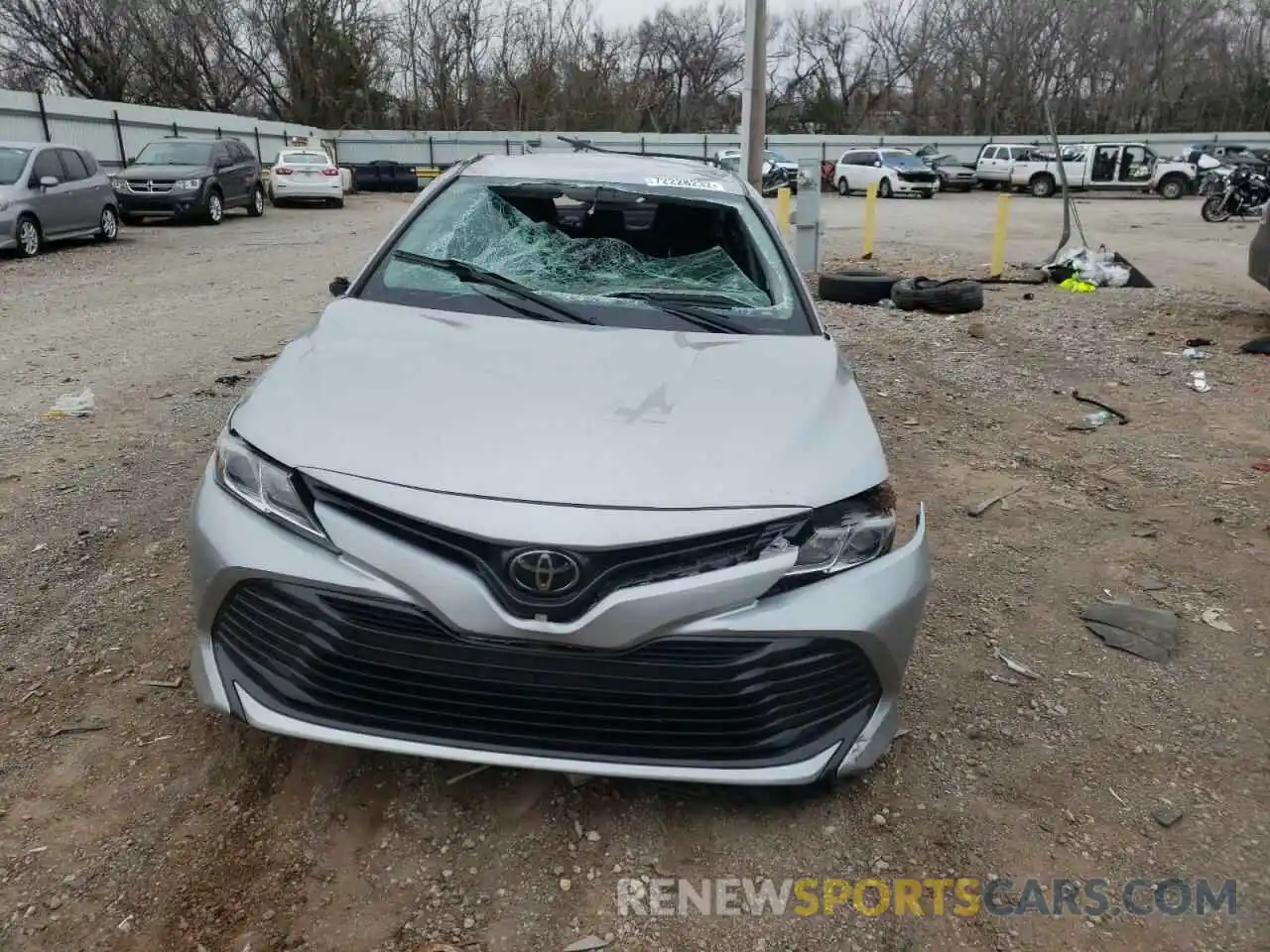 5 Photograph of a damaged car 4T1B11HK1KU269097 TOYOTA CAMRY 2019