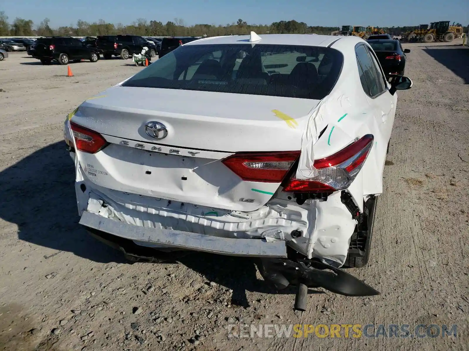 9 Photograph of a damaged car 4T1B11HK1KU270721 TOYOTA CAMRY 2019