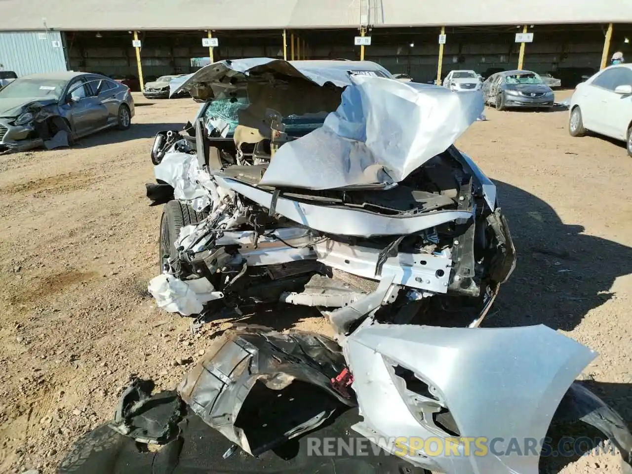 9 Photograph of a damaged car 4T1B11HK1KU278267 TOYOTA CAMRY 2019